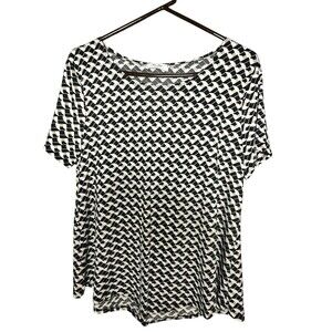 Rue Juju Short Sleeve Women’s Blouse Geometric Pattern Black Beige White Sz L